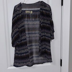 Gimmicks by BKE short sleeve cover up. Size small. Purchased at Buckle.